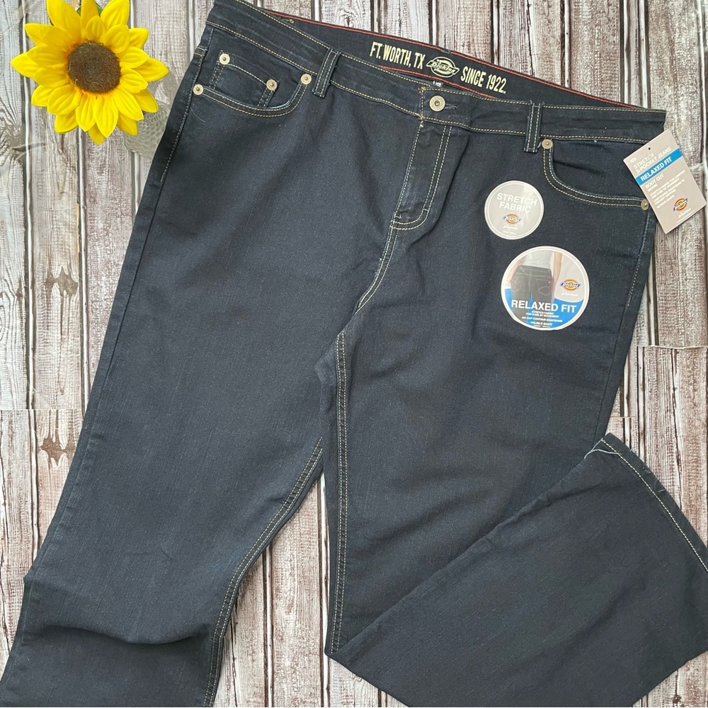 Dickies boot cut relaxed fit jeans NWT size 18